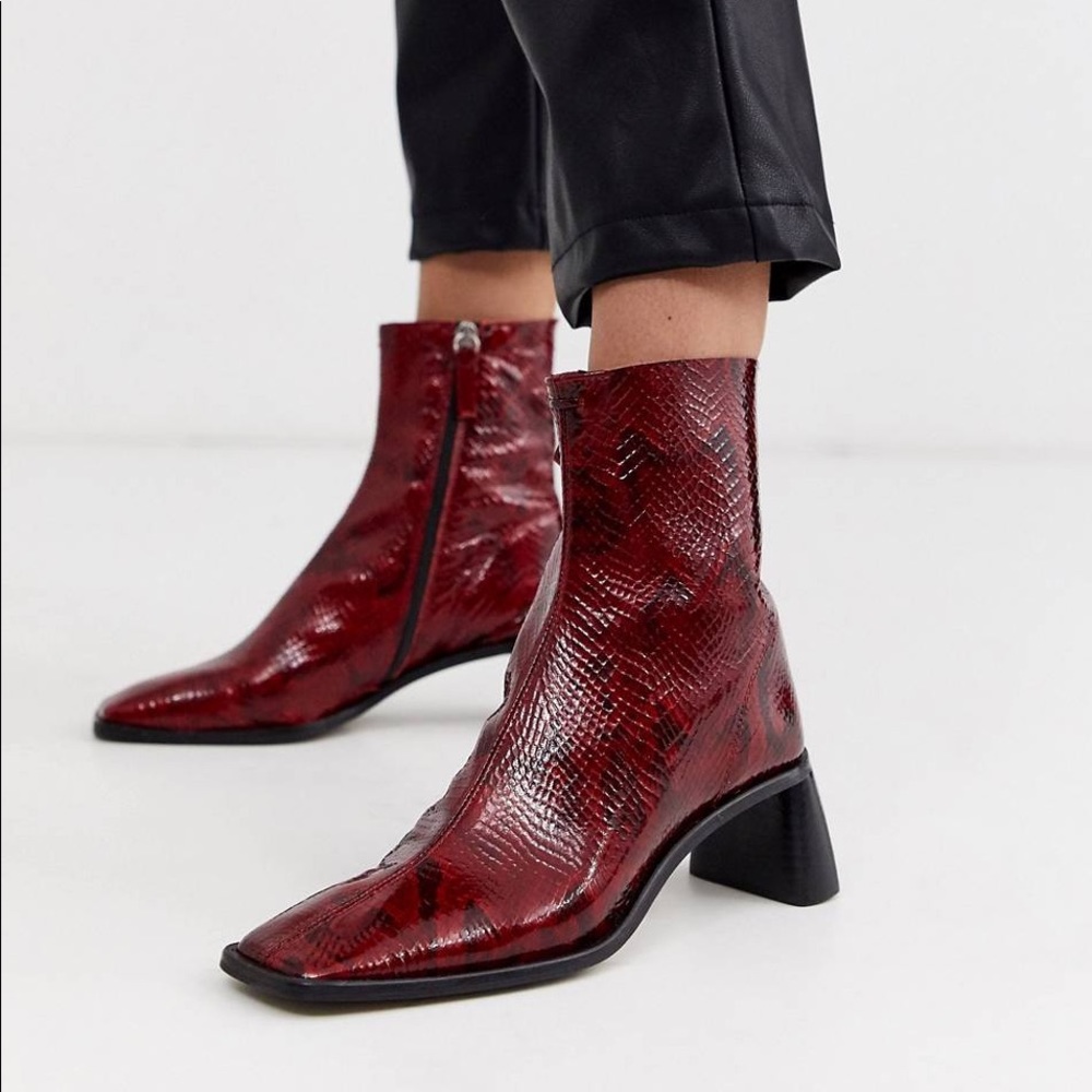 TOPSHOP Maja snake-embossed leather boots
